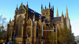 盘点疯抢海外奢华酒店的中国富豪