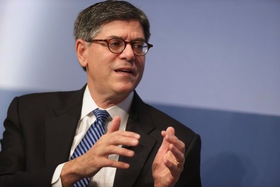 美国财长:油价大跌不会损害美国_美股新闻