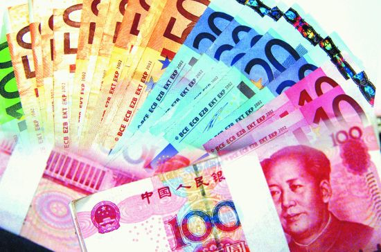 路透:欧元明显从人民币贬值中坐收渔翁之利