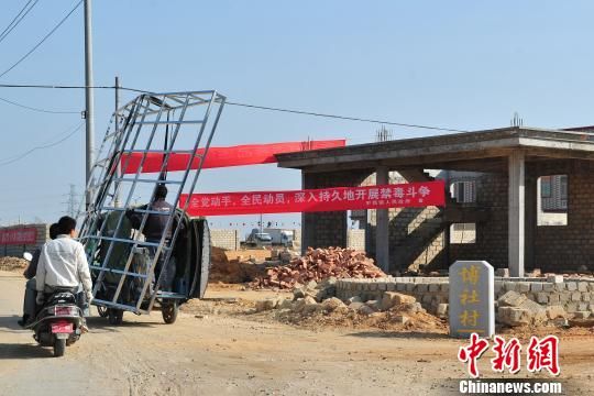 �ӽ��벩���ǰ�Ľ�5����·��ʼ������������������·���ߡ��ܼ����֣����������һ��������ܶȡ� �����F ��