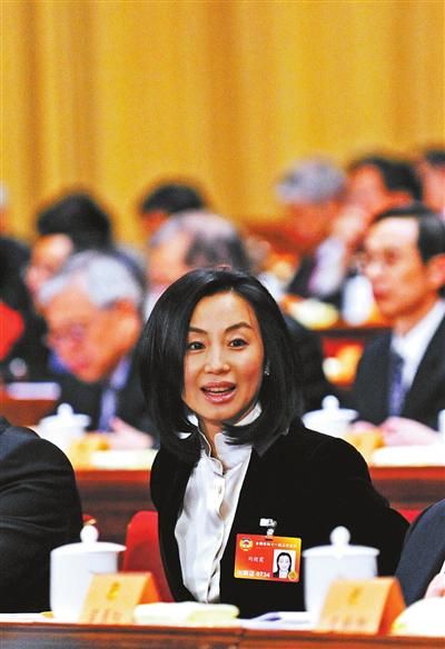 女富豪刘迎霞被撤销政协委员资格|女富豪|刘迎