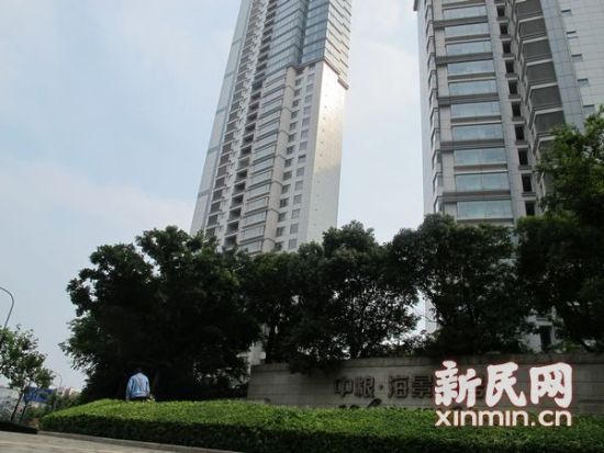 图说:中粮海景壹号上周售出一套每平方米21.56万元的豪宅,成为申城之最。新民网朱正炎 拍摄