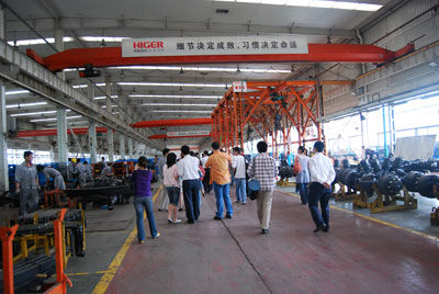 口号:细节决定成败 习惯决定命运 去苏州金龙 看超级客车是怎样“炼”成的(组图)