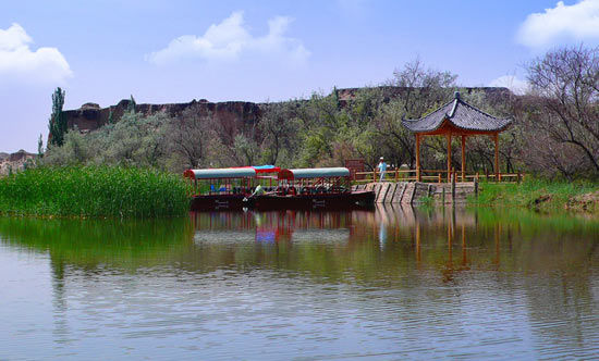 水洞沟景区红山湖 水洞沟遗址旅游区——中国史前考古的发祥地(组图)
