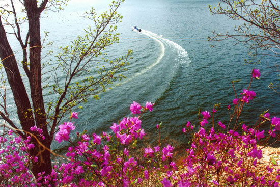 白山市白山湖仁义景区:春到白山湖 白山市候选景区:白山湖仁义风景区(组图)