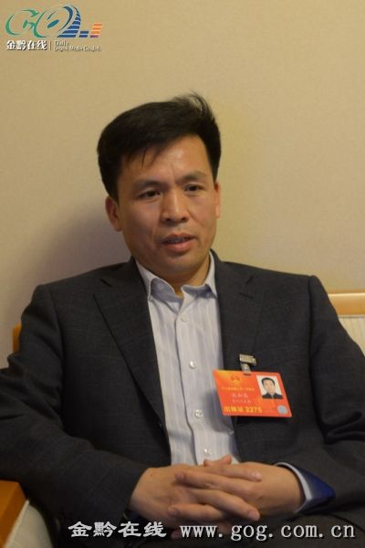 张加春代表 张加春代表:新农合让农民看病不再难