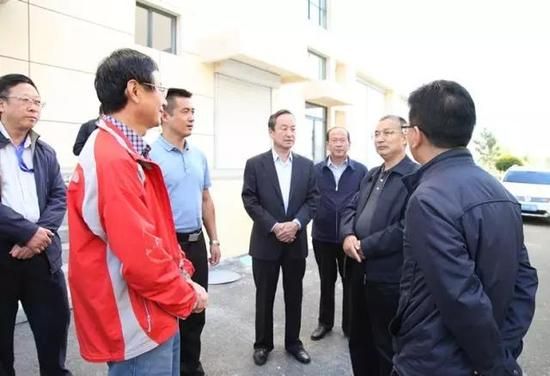 国务院发展研究中心张来明一行调研中国电信云计算内蒙古信息园 国务院发展研究中心张来明一行调研中国电信云计算内蒙古信息园