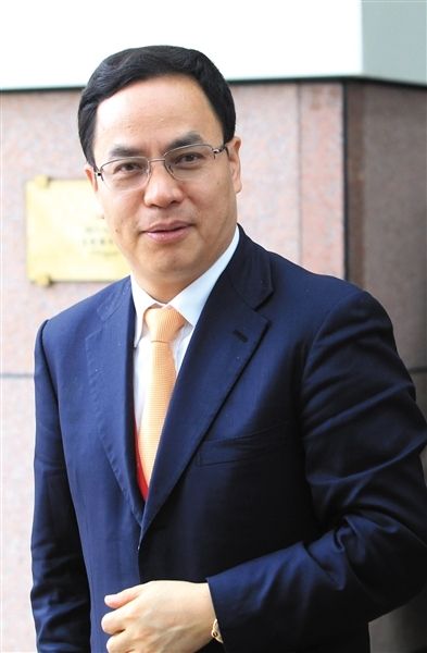 　　汉能控股集团董事局主席李河君。图/CFP 