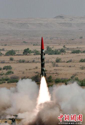 �ͻ�˹̹�ɹ�����2ö��Я���˵�ͷ�ĵ���