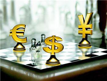 到2020年教育占gdp_近十年中国gdp数据图(2)