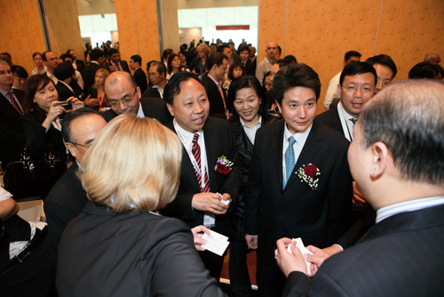 投资促进局于华副局长率中国生物科技代表团赴