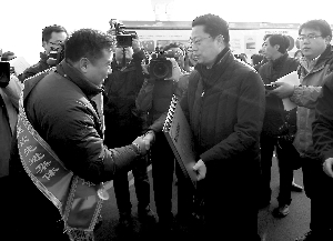 南京长江四桥正式通车未剪彩江泽民题字(图)