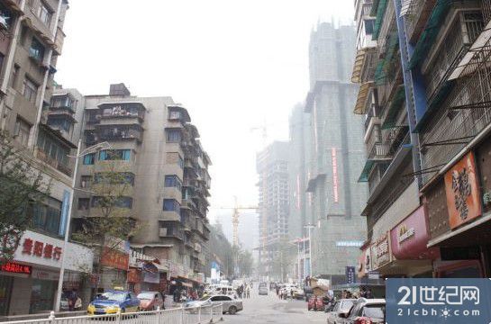 阳超级大楼盘聘千人争取客户 消化完需几十年