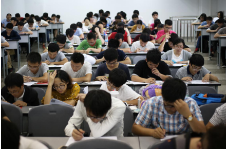多益网络2018校招走进成都 成就你的游戏梦