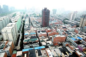 西安城中村13户村民集资建起23层住宅(图)