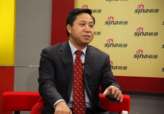 王爱文市长谈伊春发展成果与转型