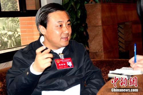 扬州市长谢正义:破解民生难题首先是扩大就业