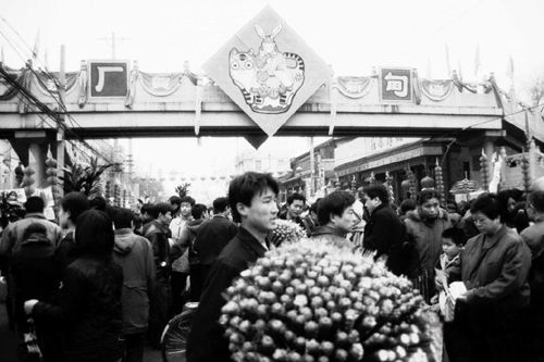 北京老桥沉浮:琉璃厂过街桥 800年老街的纽带