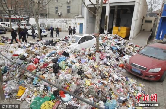 资料图。图片来源:视觉中国 环保部:去年246个大中城市产生生活垃圾18564万吨