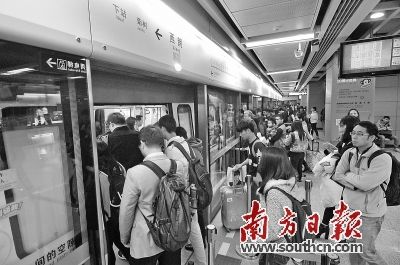 图为地铁广佛线西朗站。戴嘉信 摄 广州“枢纽+”效应凸显