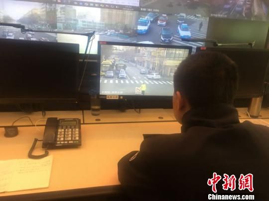 兰州交警密“织”智慧交通网 大幅缓解城市拥堵