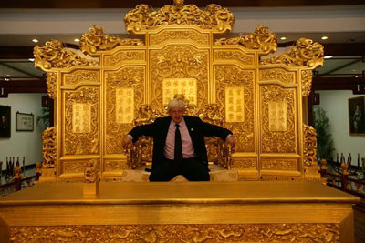 伦敦市长北京之旅:迎奥运会旗 坐皇帝宝座_滚动新闻_新浪财经_新浪网