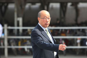万隆眼里双汇并购：为弥补产业链缺失