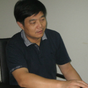永新人:应当给公务员加薪但不是现在