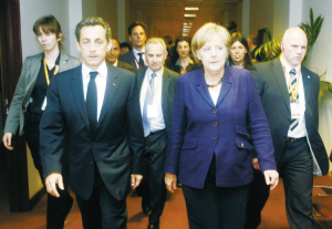 ŷԪ�����Ի��̺���ŷԪ�ȶ�