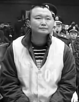 图为重庆黑老大陈坤志。(图片来源：第一财经日报)