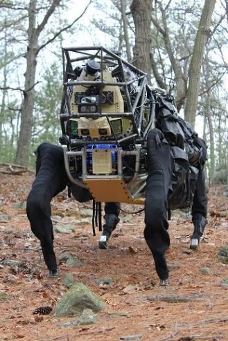 美军测试新型四脚机器人 外型像怪物(图)_滚动