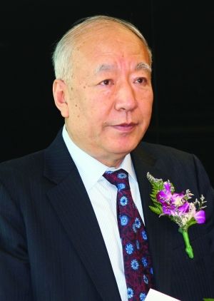 寿保险股份有限公司董事长兼执行董事 康典先