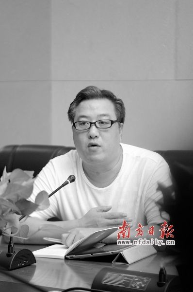 基层干部谈角色定位:不仅是服务员也要是组织