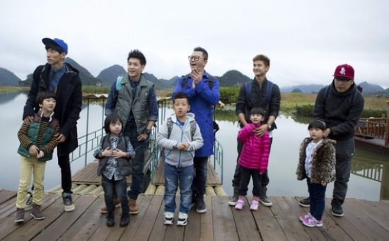 湖南卫视亲子节目“爸爸去哪儿”收视火爆。 湖南卫视亲子节目“爸爸去哪儿”收视火爆。