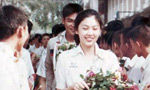 泰国前女总理英拉年轻时多美