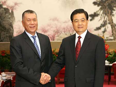 胡锦涛温家宝分别会见曾荫权何厚铧