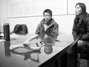 办公楼增设了红外线可视探头