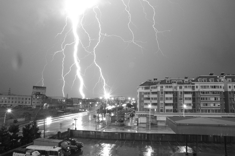 福州一分钟打雷几十次