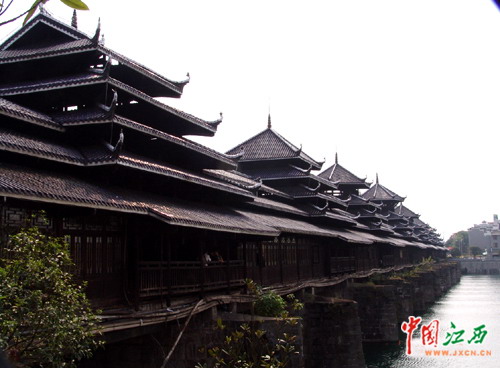 中国第一古商城隆重推介地方特色旅游商品