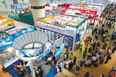 Ӱ��30�꣺��ó������򿪵�һ�ȴ�