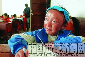 1992年西藏第一所希望小学建成(图)