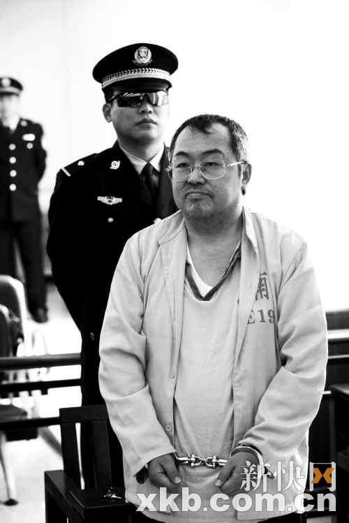 平静接受终审 顾雏军获刑10年