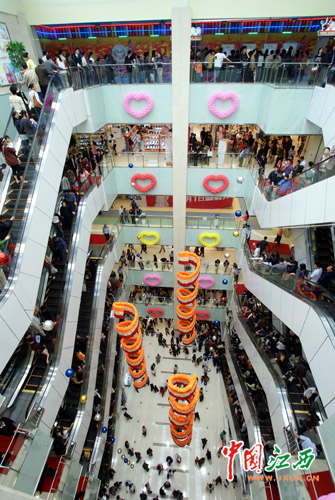 步步高百货在赣华丽转身 新余店28日璀璨开幕