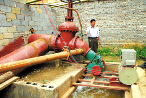 弥勒老倌造出环保发电机