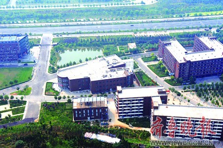 园博园附近的长清大学城.