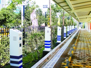 首家太阳能充电站落户龙岗