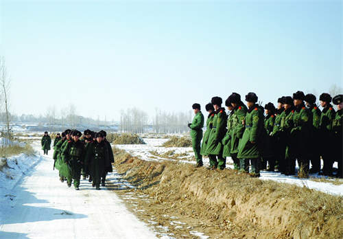 内蒙古出动600警力地毯式抓捕连杀6人者(图)