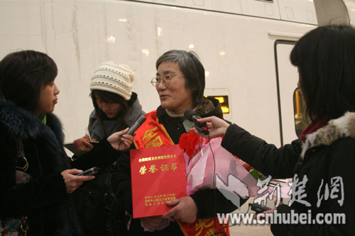 全国医药卫生系统先进个人 武汉小处方医生王