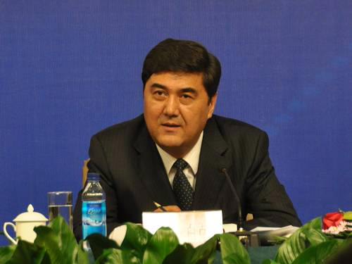 新疆自治区主席:分裂与反分裂斗争由来已久