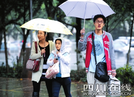 久旱逢甘霖 云南终于下雨啦